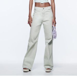 Zara Mid Rise Cargo Jeans NWT size 8 (US)